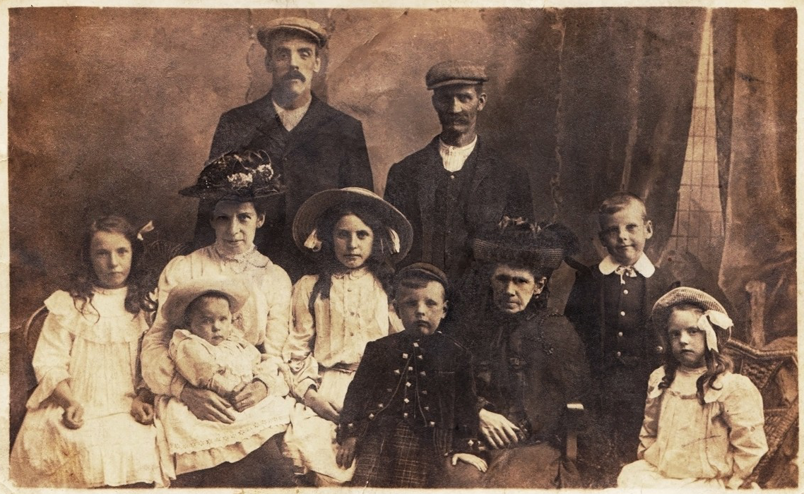 La généalogie comme socle